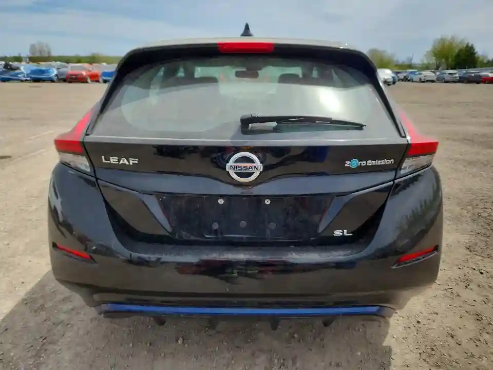 1N4AZ1CP8JC316082 2018 NISSAN LEAF-5