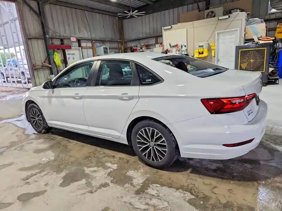 3VWC57BU8MM044898 2021 VOLKSWAGEN JETTA-1