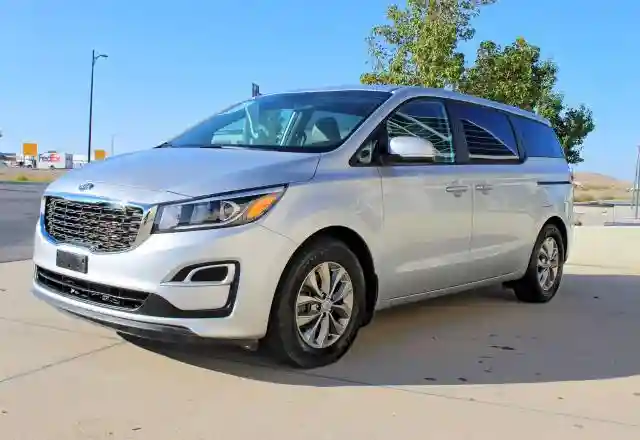 KNDMB5C15L6624195 2020 KIA SEDONA-1