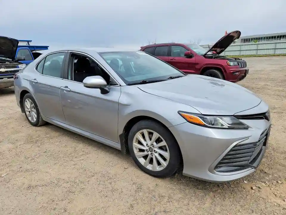 4T1C11AK9NU686597 2022 TOYOTA CAMRY-3