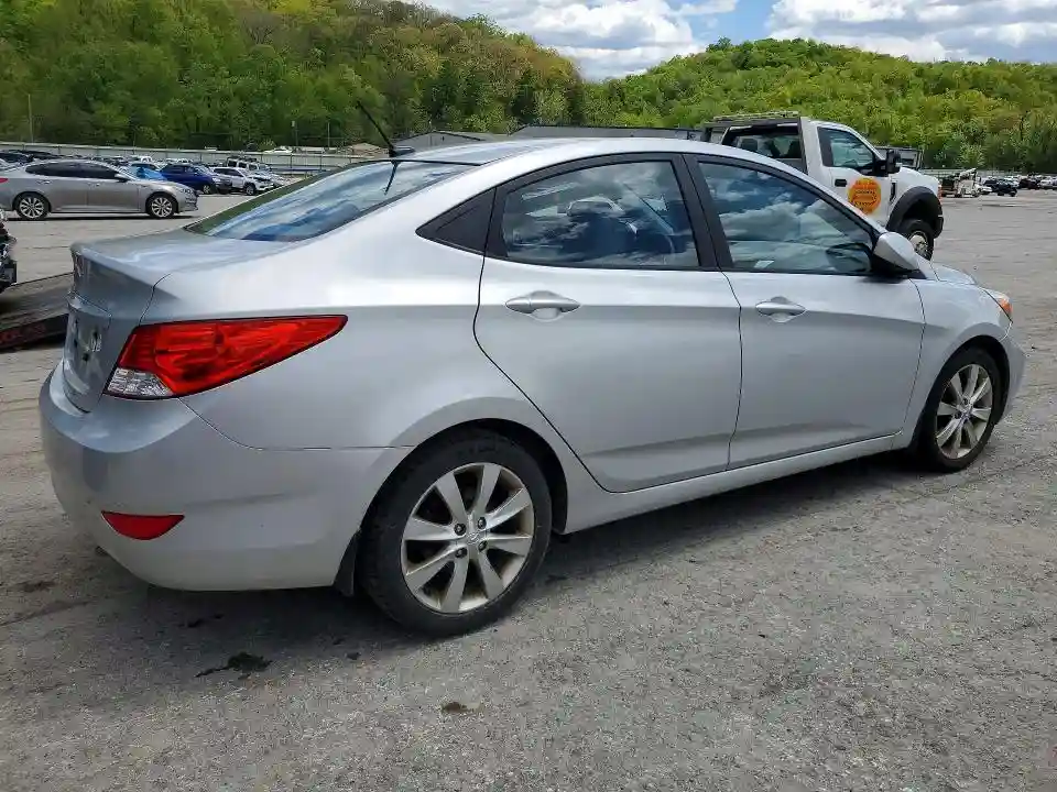 KMHCU4AE1EU701113 2014 HYUNDAI ACCENT-2