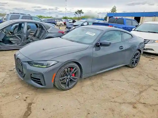 WBA13AR0XNCK25078 2022 BMW M4-0