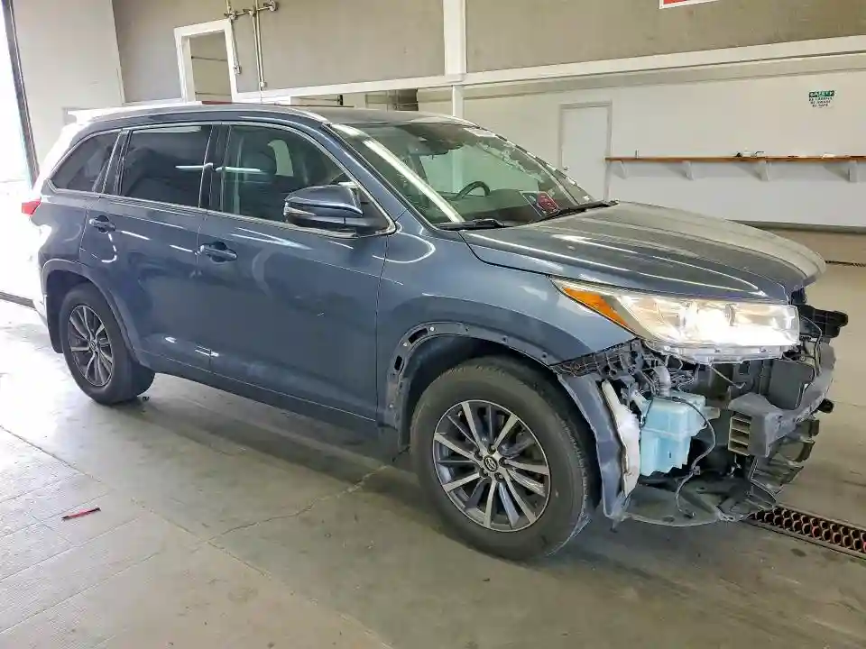 5TDJZRFH0HS511535 2017 TOYOTA HIGHLANDER-3