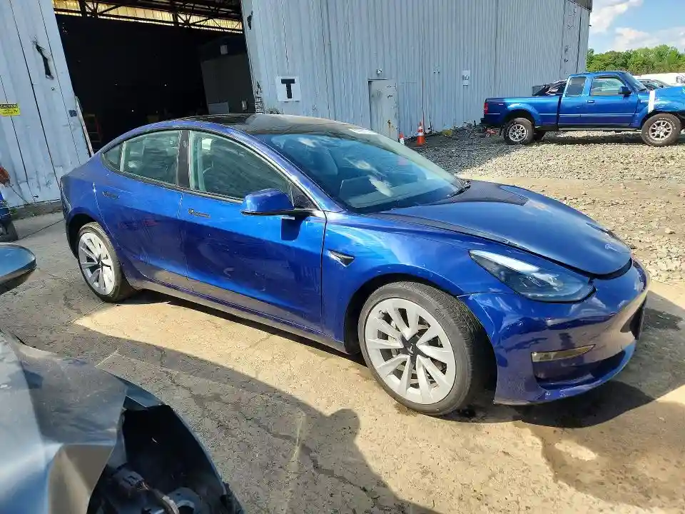 5YJ3E1EB5PF660934 2023 TESLA MODEL 3-3