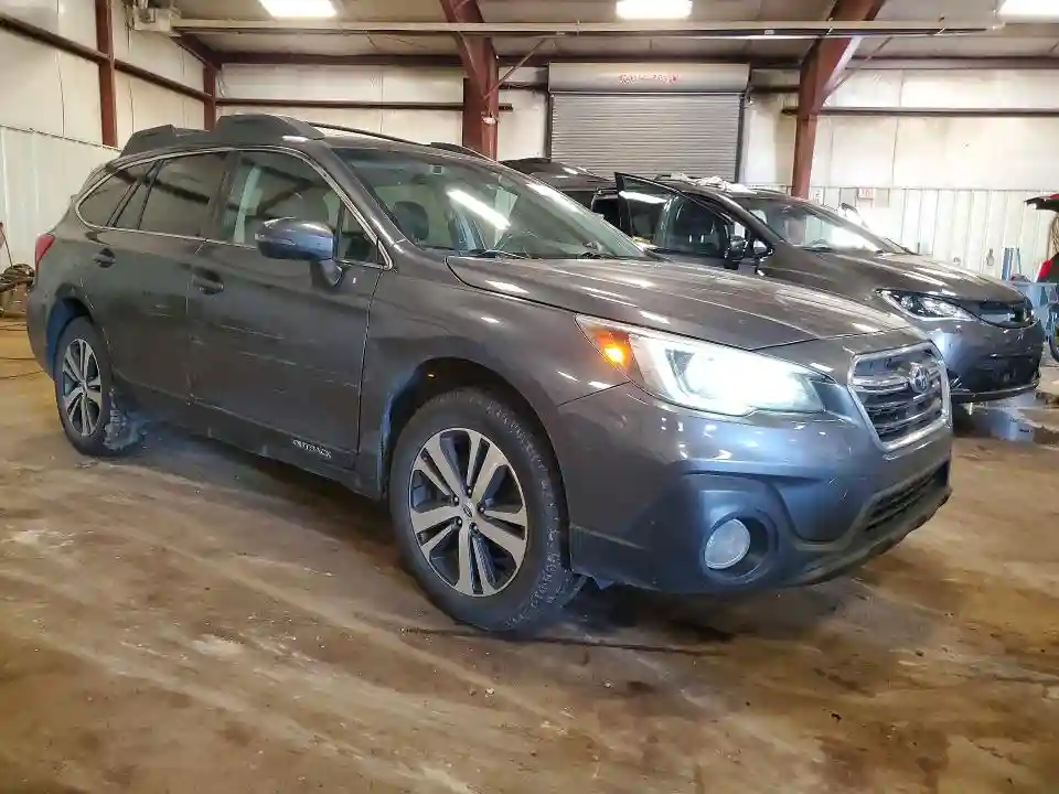 4S4BSANC0J3213960 2018 SUBARU OUTBACK-3