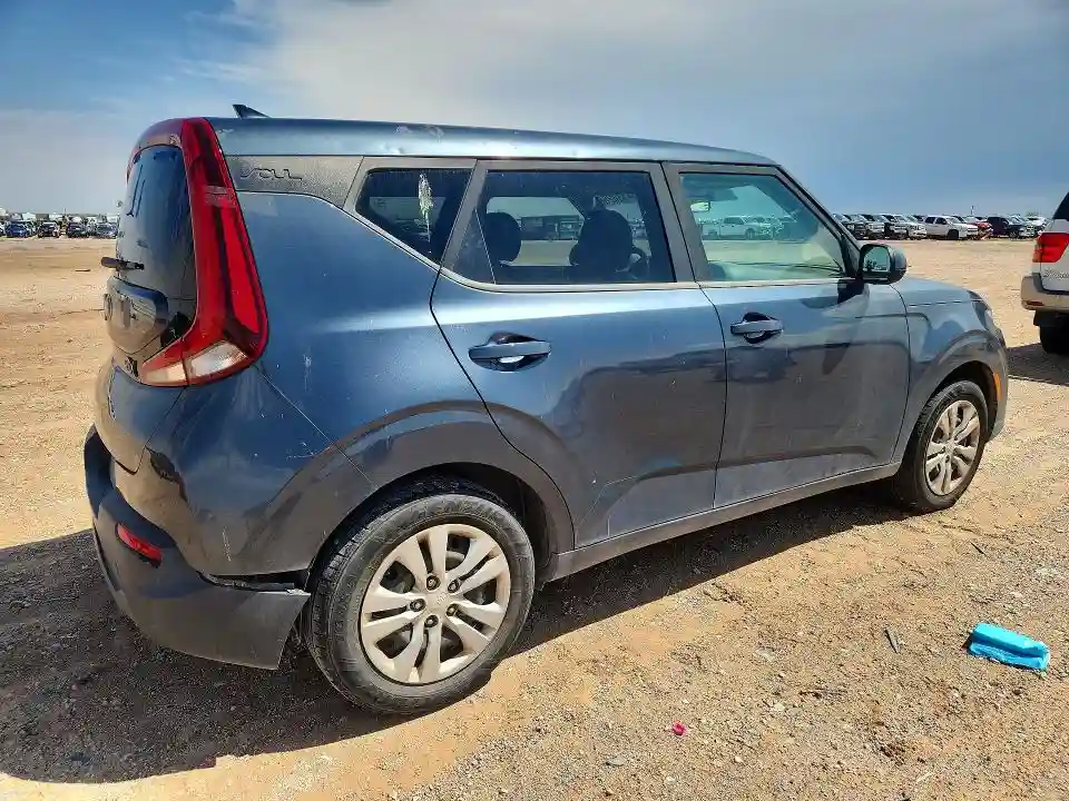 KNDJ23AU6L7083379 2020 KIA SOUL-2
