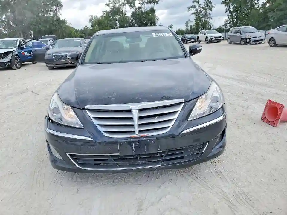 KMHGC4DD2DU210281 2013 HYUNDAI GENESIS-4