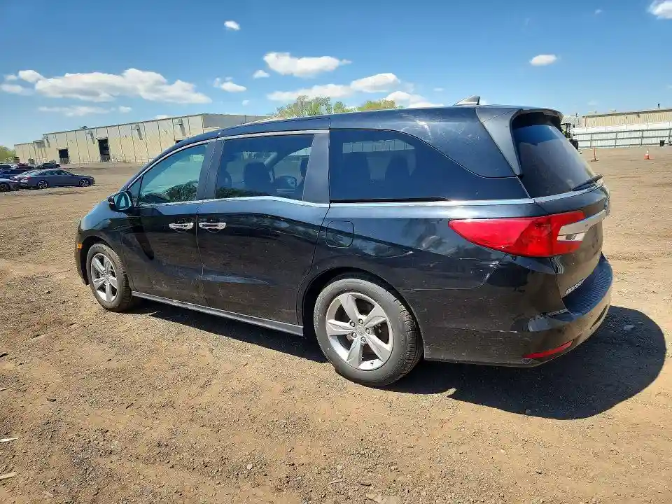 5FNRL6H7XJB050121 2018 HONDA ODYSSEY-1