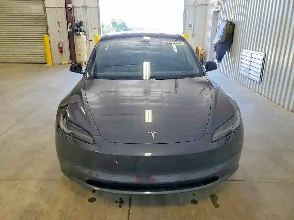 5YJ3E1EB0RF745294 2024 TESLA MODEL 3-4