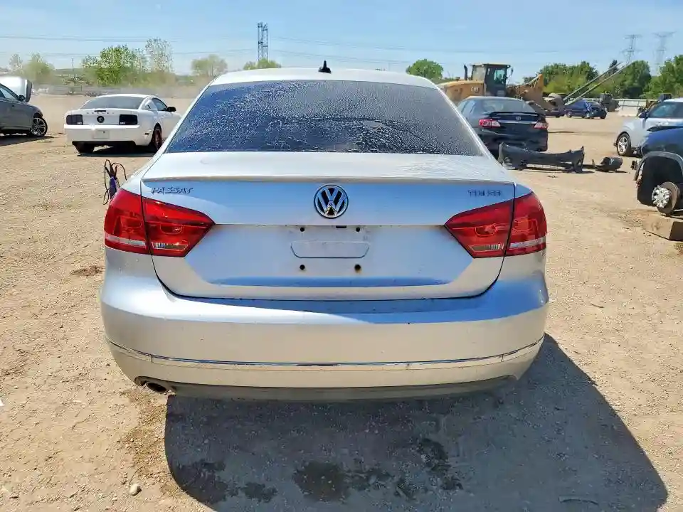 1VWCN7A30EC108220 2014 VOLKSWAGEN PASSAT-5