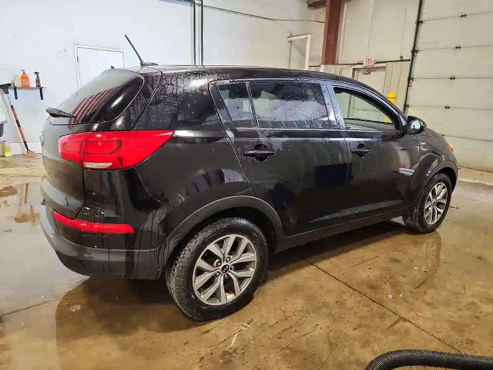 KNDPBCAC8G7835381 2016 KIA SPORTAGE-2