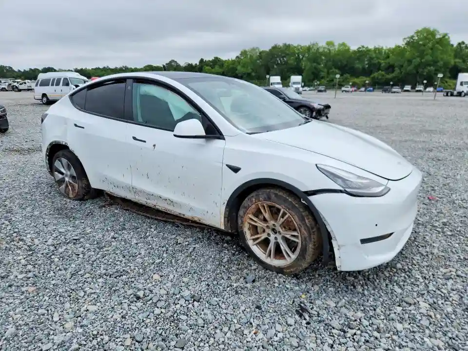 7SAYGDEE3NF435102 2022 TESLA MODEL Y-3