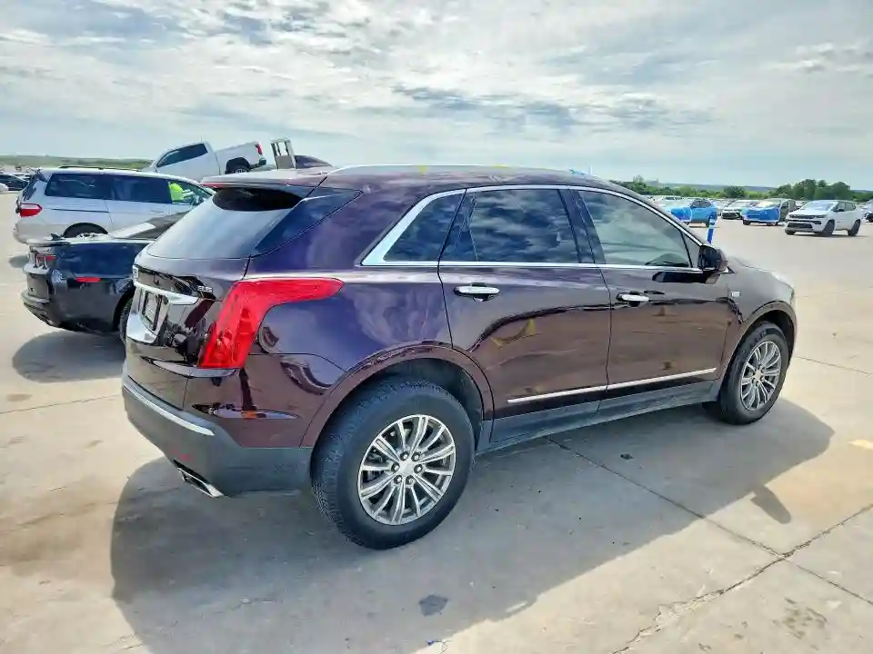 1GYKNCRS8JZ156052 2018 CADILLAC XT5-2