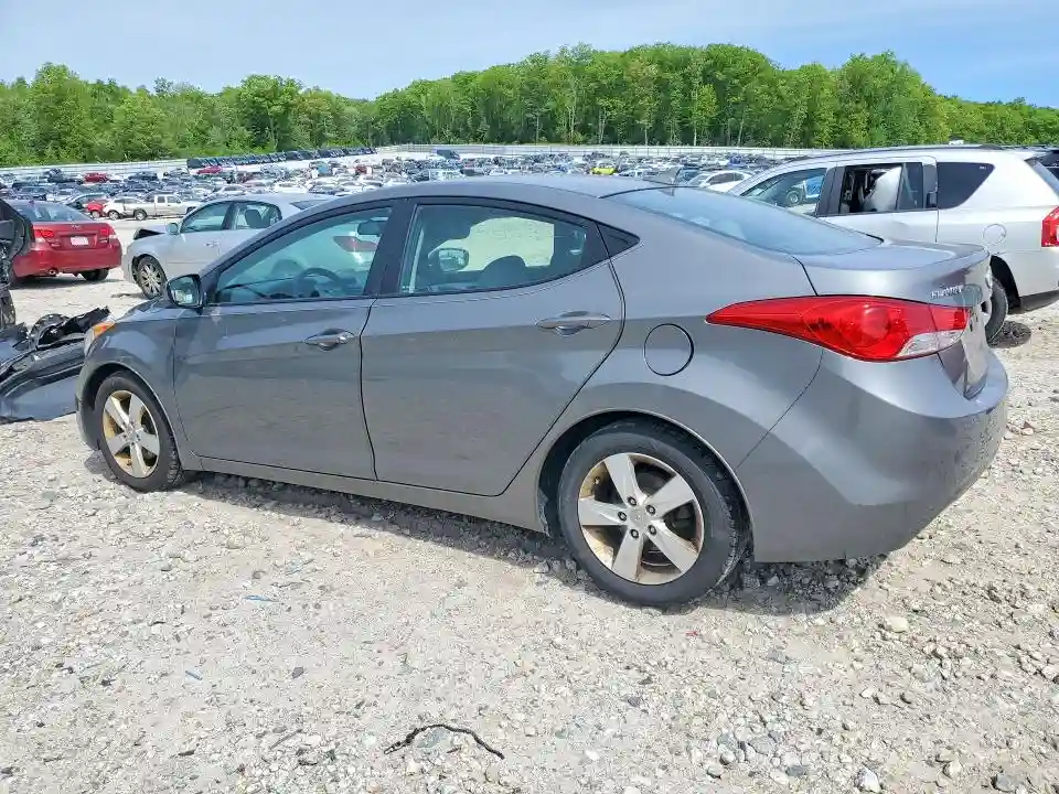 5NPDH4AE0DH435332 2013 HYUNDAI ELANTRA-1