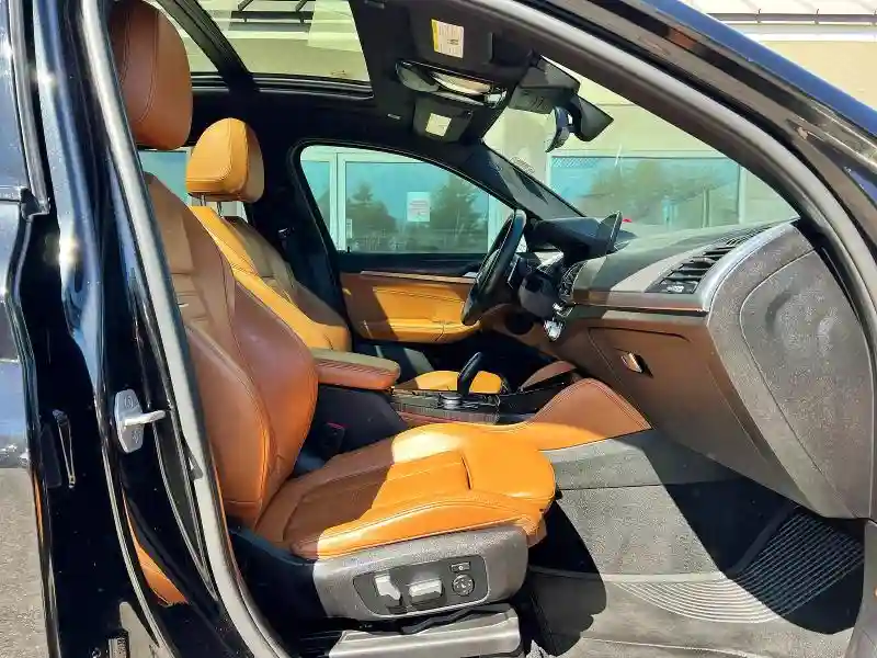 5UX2V1C01L9C64762 2020 BMW X4-4