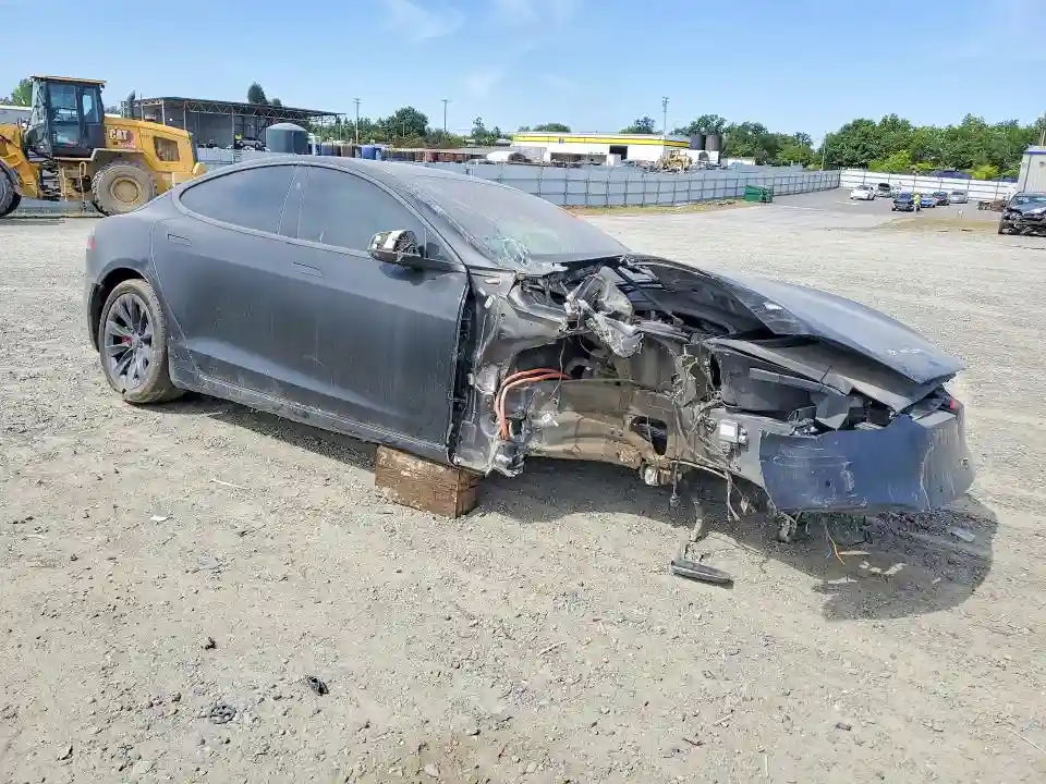 5YJSA1E20LF416206 2020 TESLA MODEL S-3