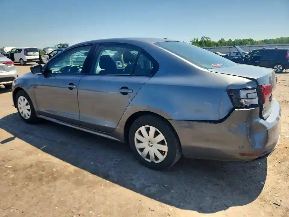 3VW167AJ2GM319486 2016 VOLKSWAGEN JETTA-1