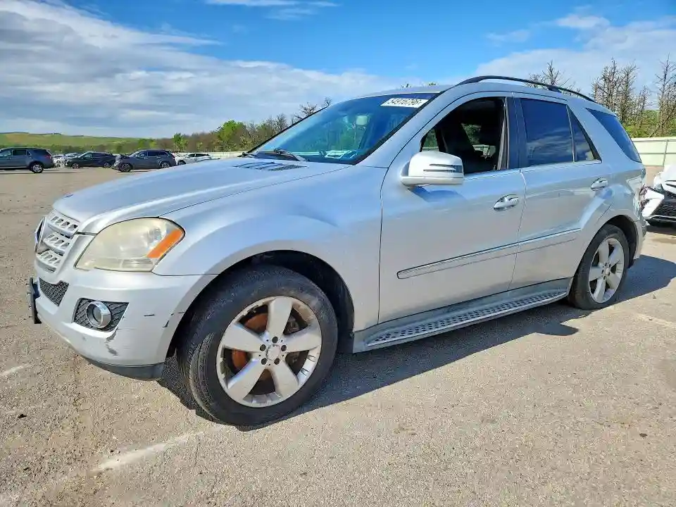 4JGBB8GBXBA723968 2011 MERCEDES-BENZ M-CLASS-0