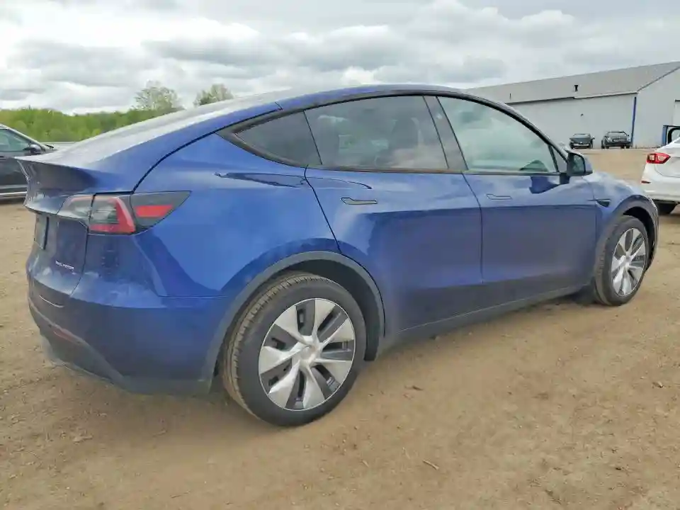 7SAYGDEE2PA178983 2023 TESLA MODEL Y-2