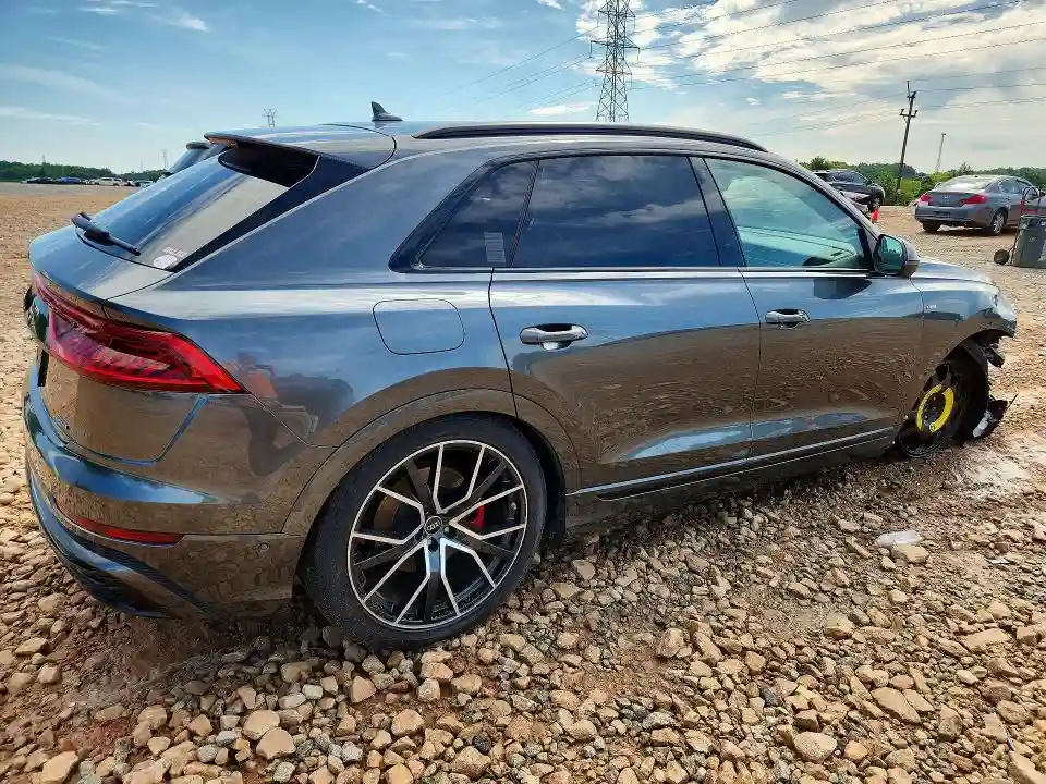 WA1FVBF17PD048387 2023 AUDI Q8-2