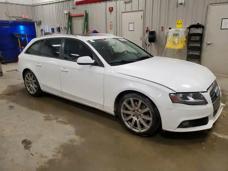 WAUSFAFL6AA008076 2010 AUDI A4-3