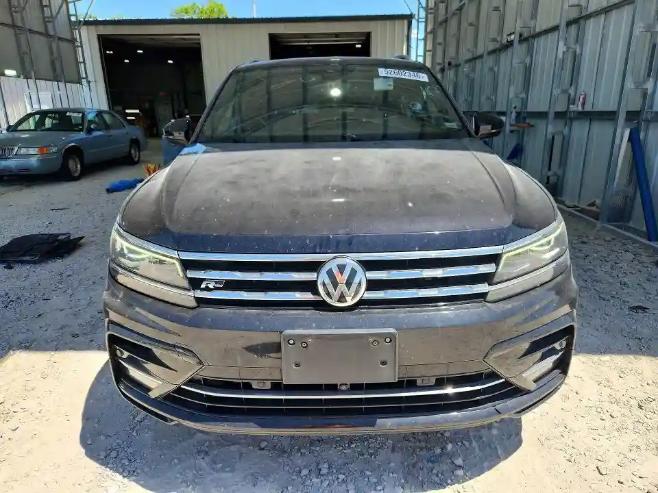 3VV4B7AXXLM072813 2020 VOLKSWAGEN TIGUAN-4