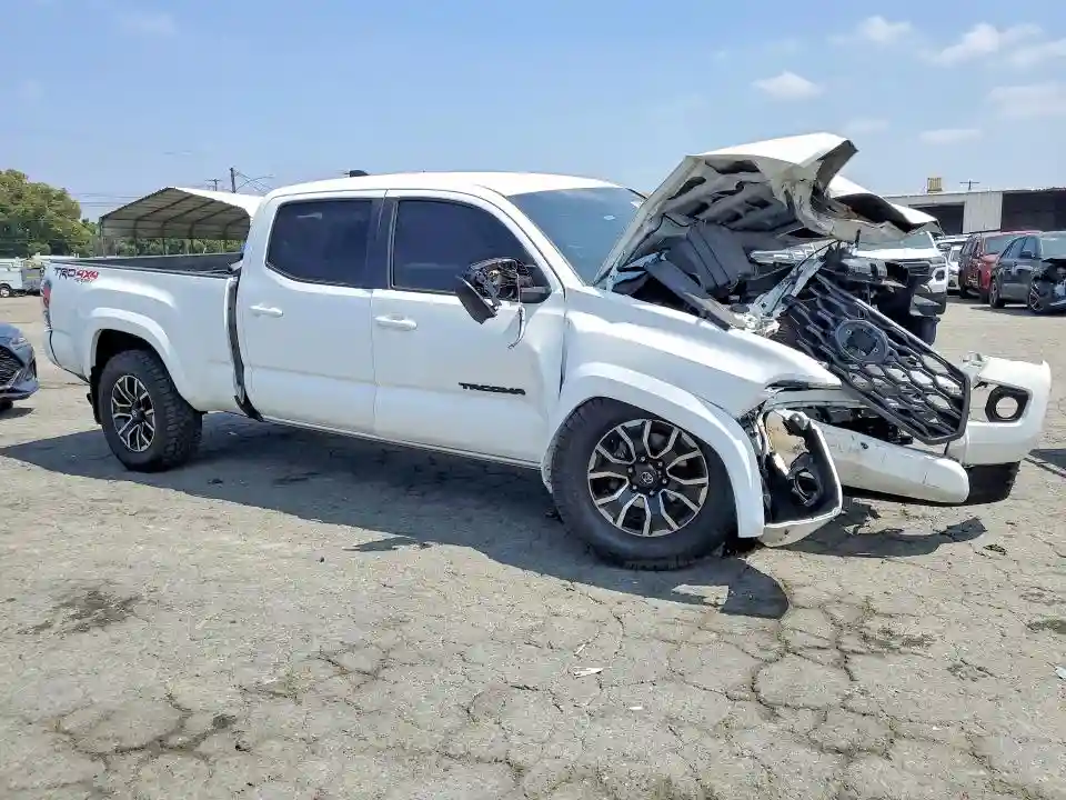 3TMDZ5BN6PM158864 2023 TOYOTA TACOMA TRD-3