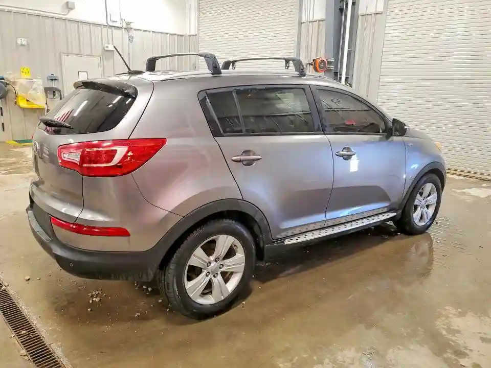 KNDPBCA22D7401797 2013 KIA SPORTAGE-2