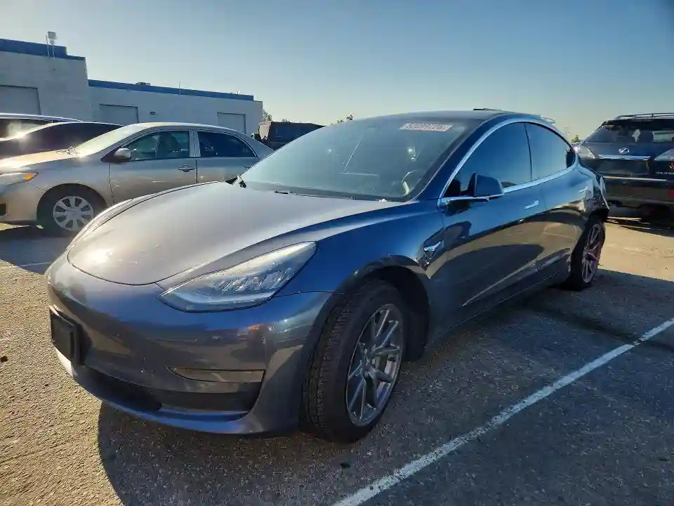 5YJ3E1EA5KF426891 2019 TESLA MODEL 3-0