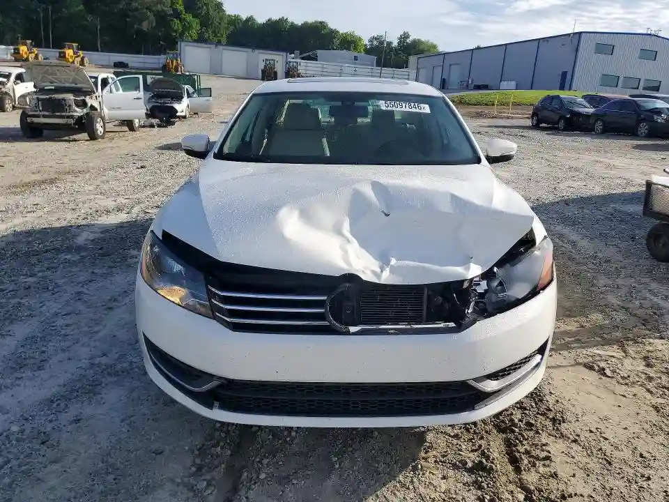 1VWBS7A38EC100824 2014 VOLKSWAGEN PASSAT-4