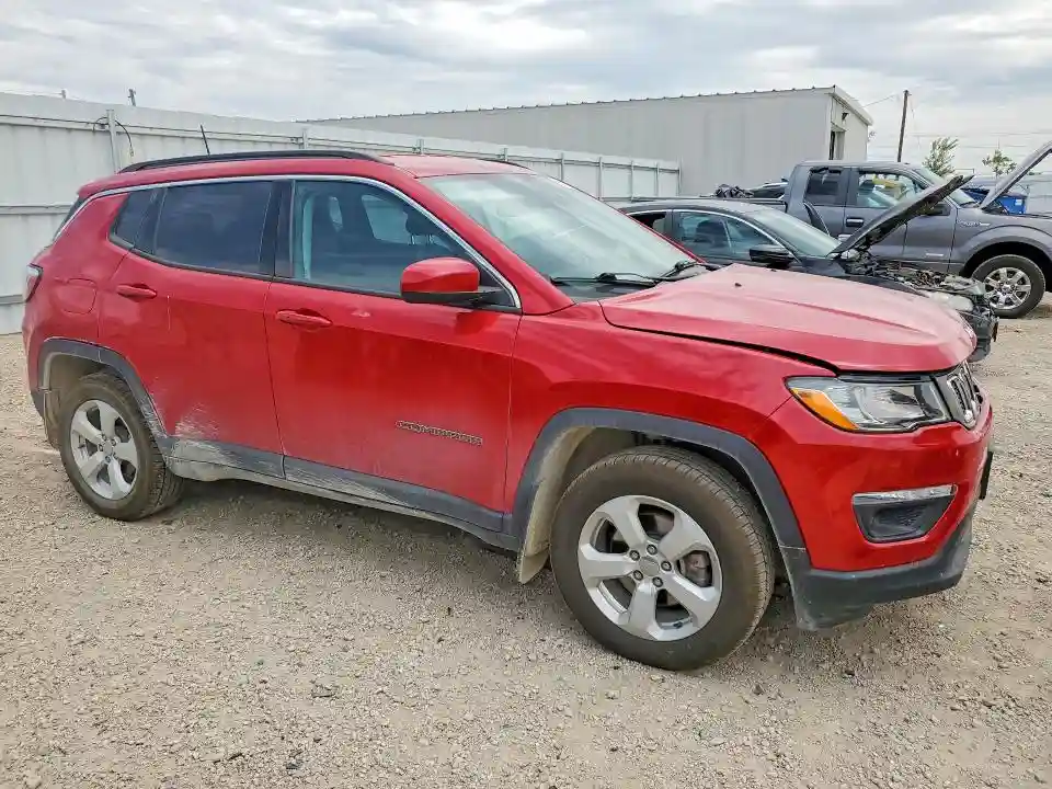 3C4NJDBB1JT103716 2018 JEEP COMPASS-3