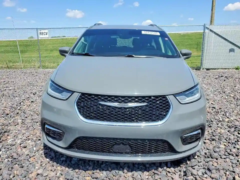 2C4RC1BG0NR115290 2022 CHRYSLER PACIFICA-4
