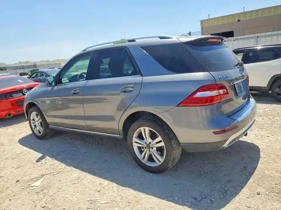 4JGDA5HB1DA162068 2013 MERCEDES-BENZ M-CLASS-1