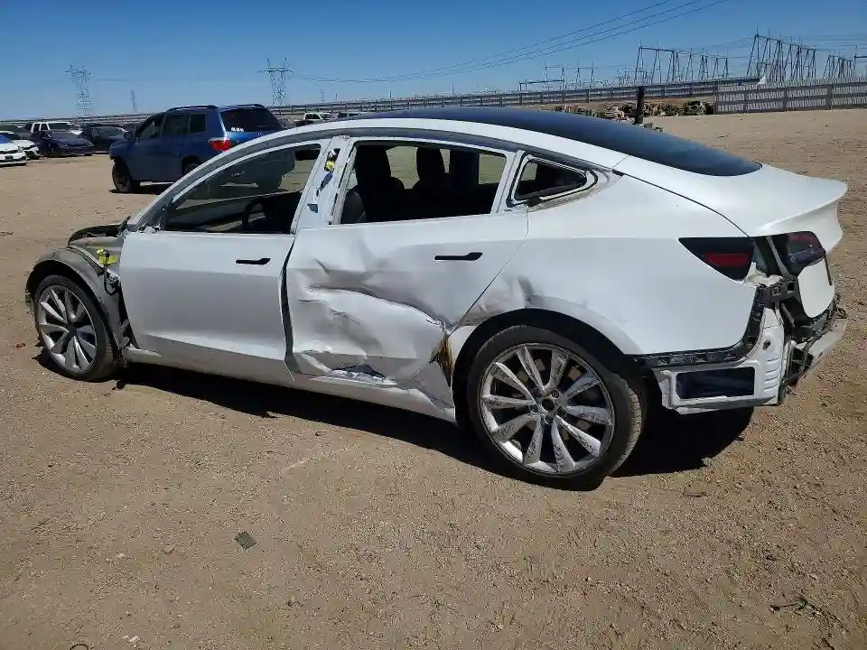 5YJ3E1EB2LF801517 2020 TESLA MODEL 3-1