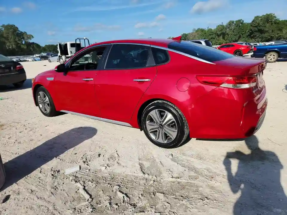 KNAGU4LE7J5023181 2018 KIA OPTIMA-1