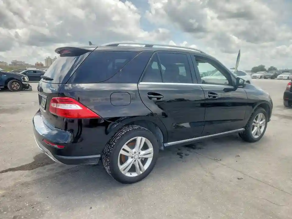 4JGDA5HB6FA440627 2015 MERCEDES-BENZ M-CLASS-2