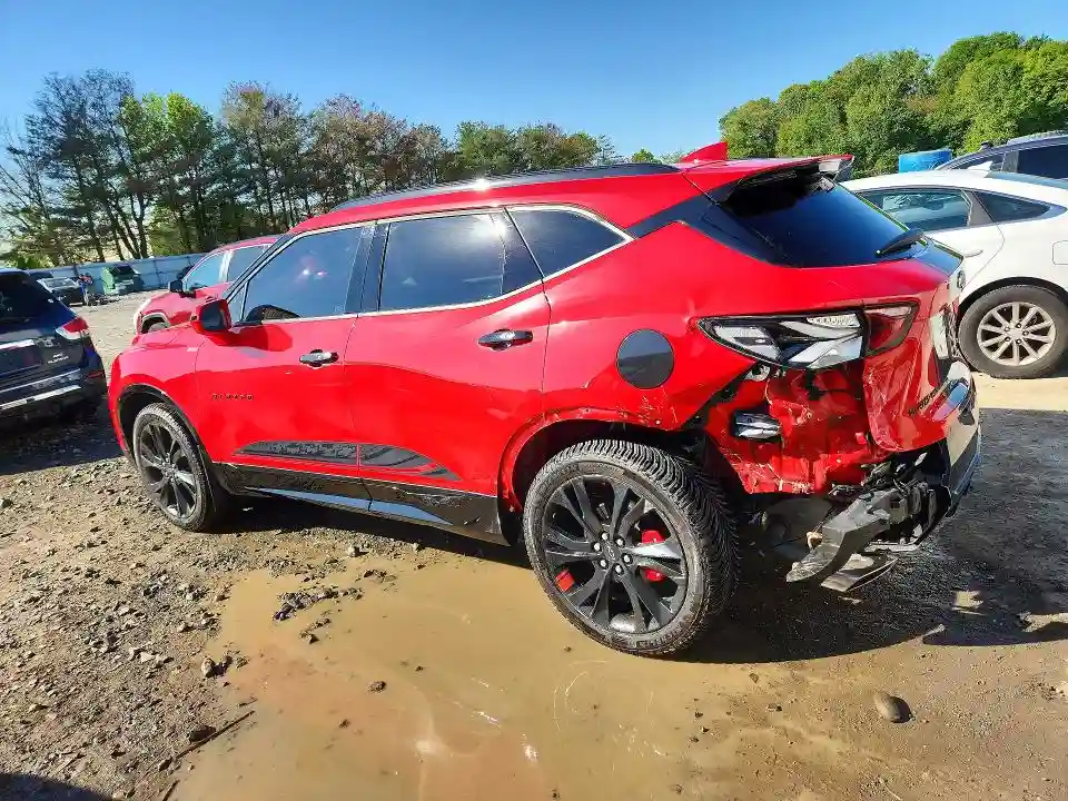 3GNKBKRS4LS576665 2020 CHEVROLET BLAZER-1