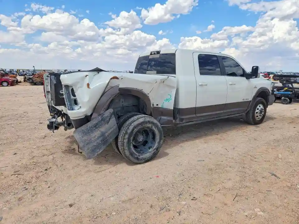 3C63RRNL0PG532243 2023 RAM 3500-2