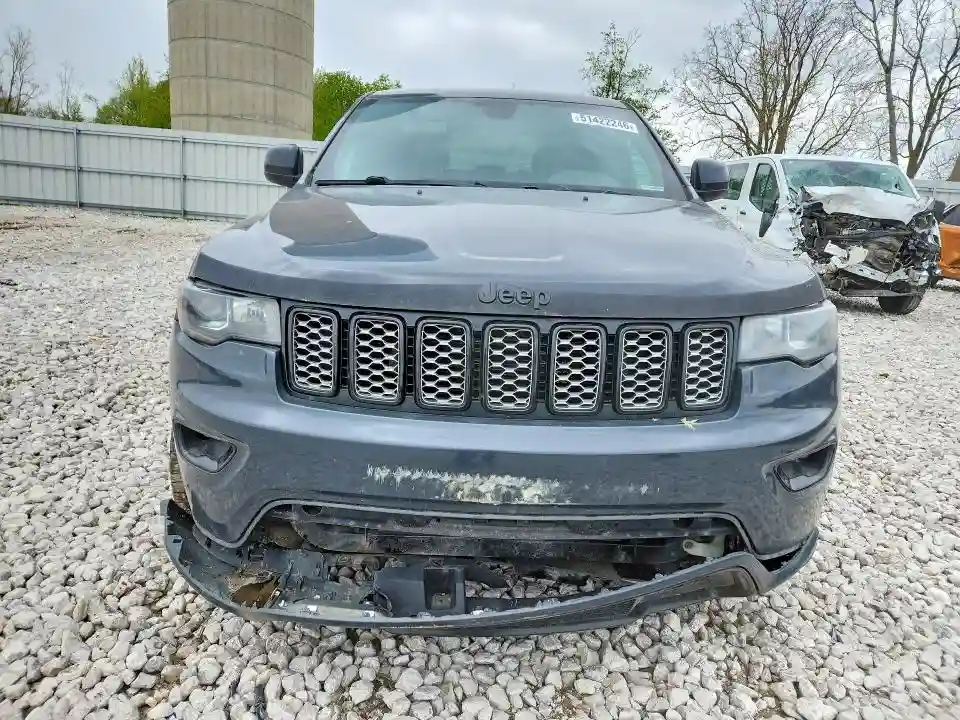1C4RJFAG8HC885870 2017 JEEP GRAND CHEROKEE-4