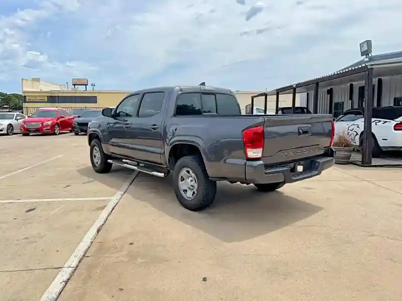 5TFAX5GN1GX064001 2016 TOYOTA TACOMA-2