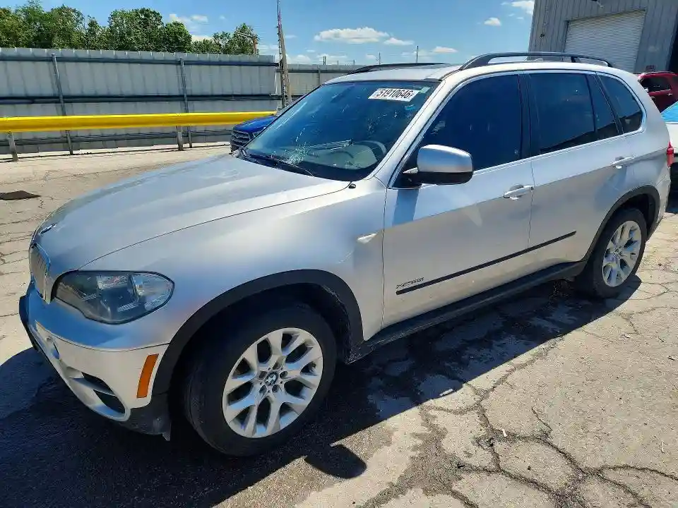 5UXZV4C58D0E05876 2013 BMW X5-0