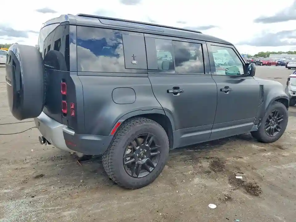 SALEJ7EX9R2284465 2024 LAND ROVER DEFENDER-2