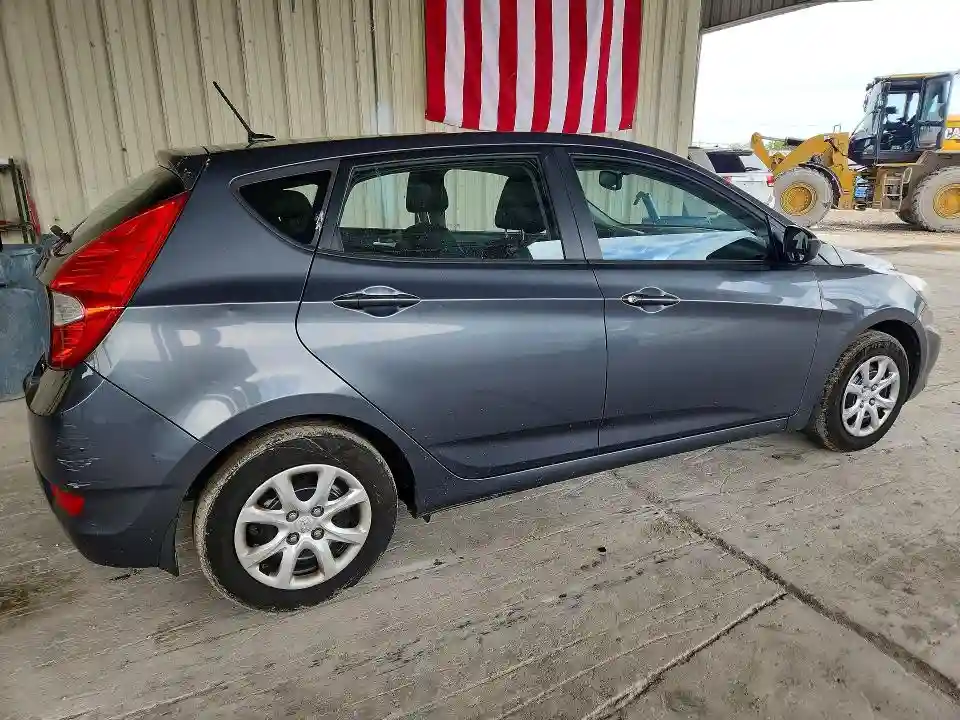 KMHCT5AE5DU084497 2013 HYUNDAI ACCENT-2