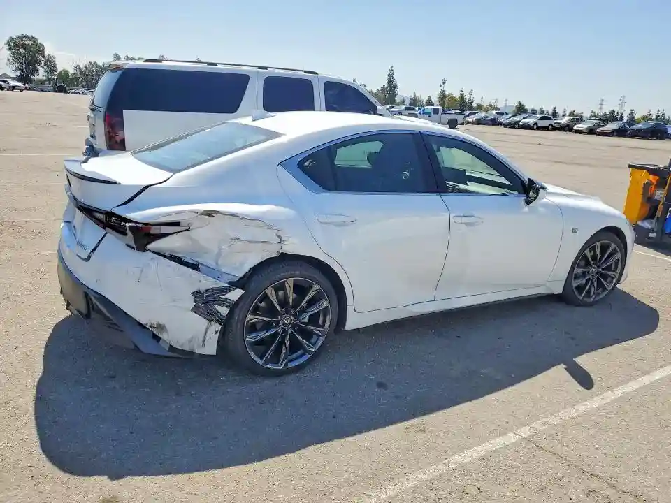 JTHGZ1B22N5053980 2022 LEXUS IS-2