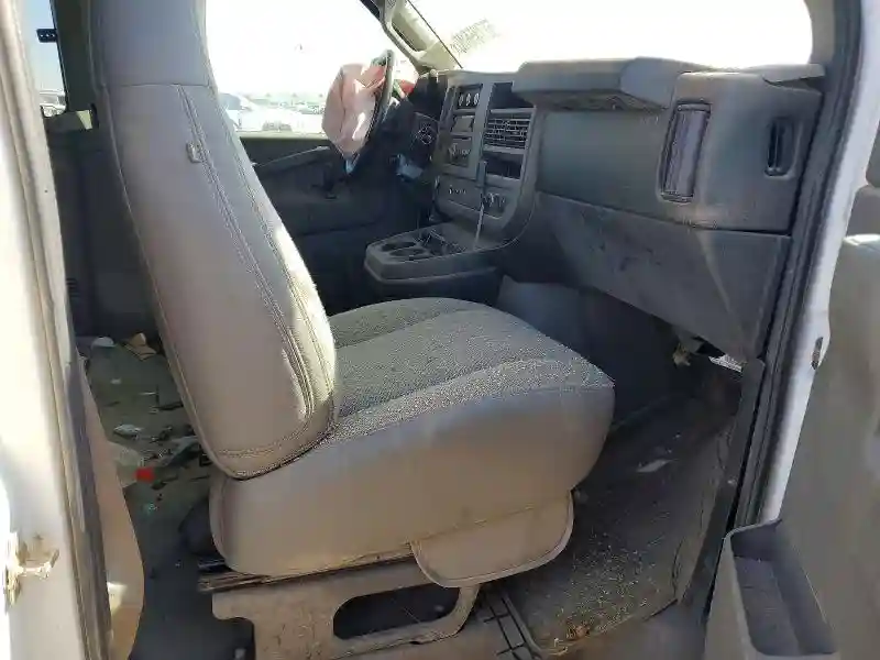 1GAZGNFG7L1251187 2020 CHEVROLET EXPRESS-4