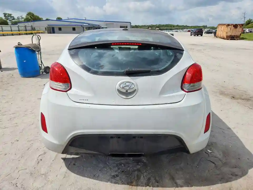 KMHTC6AD3FU237121 2015 HYUNDAI VELOSTER-5
