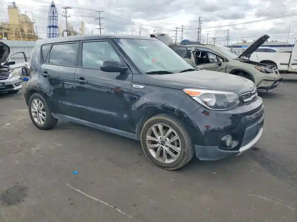 KNDJP3A51H7418727 2017 KIA SOUL-3