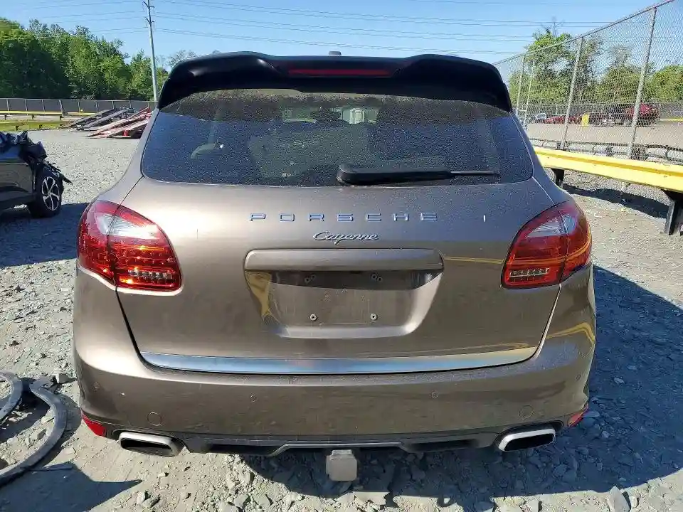 WP1AA2A20CLA11790 2012 PORSCHE CAYENNE-5