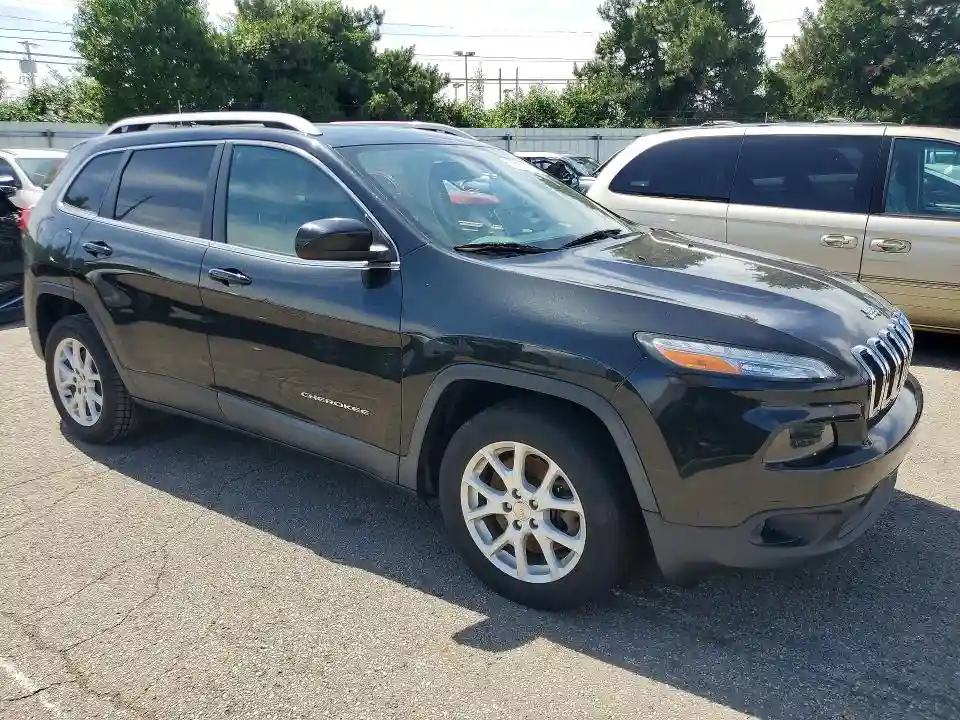 1C4PJLCS2GW207894 2016 JEEP CHEROKEE-3