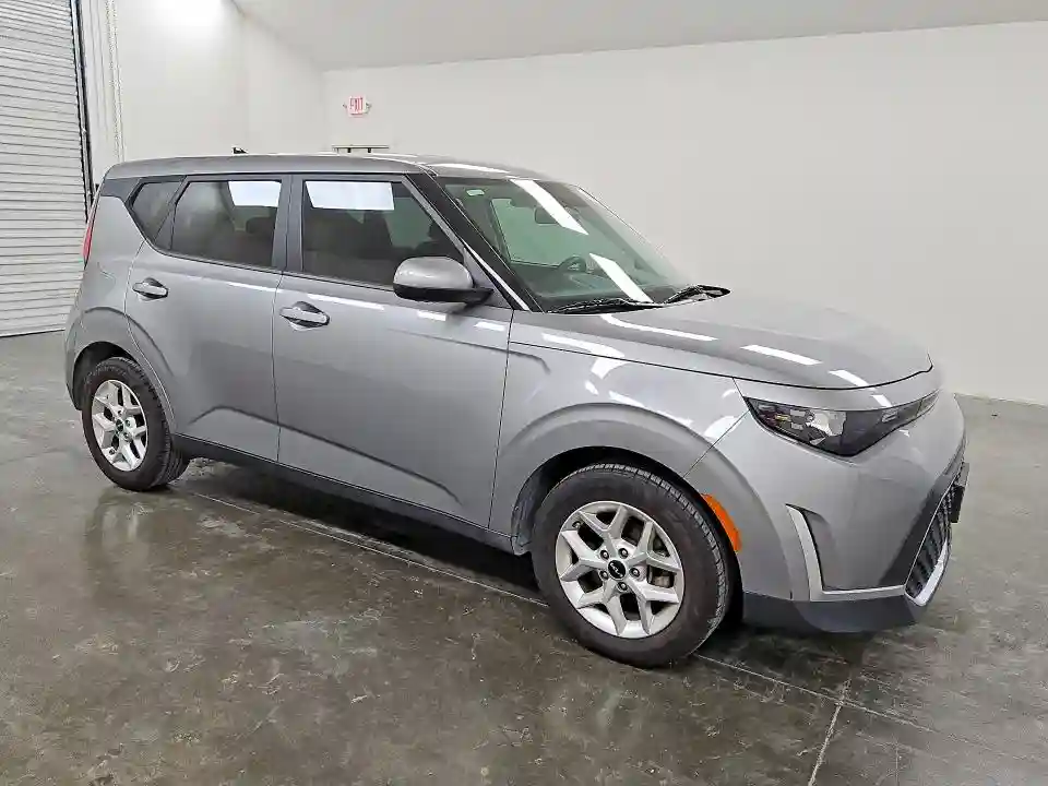 KNDJ23AUXP7845151 2023 KIA SOUL-3